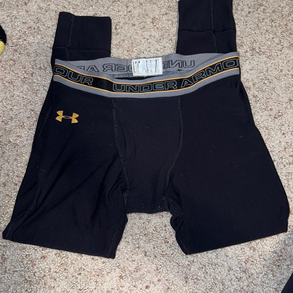 Under armor leggings/Youth size large boys
